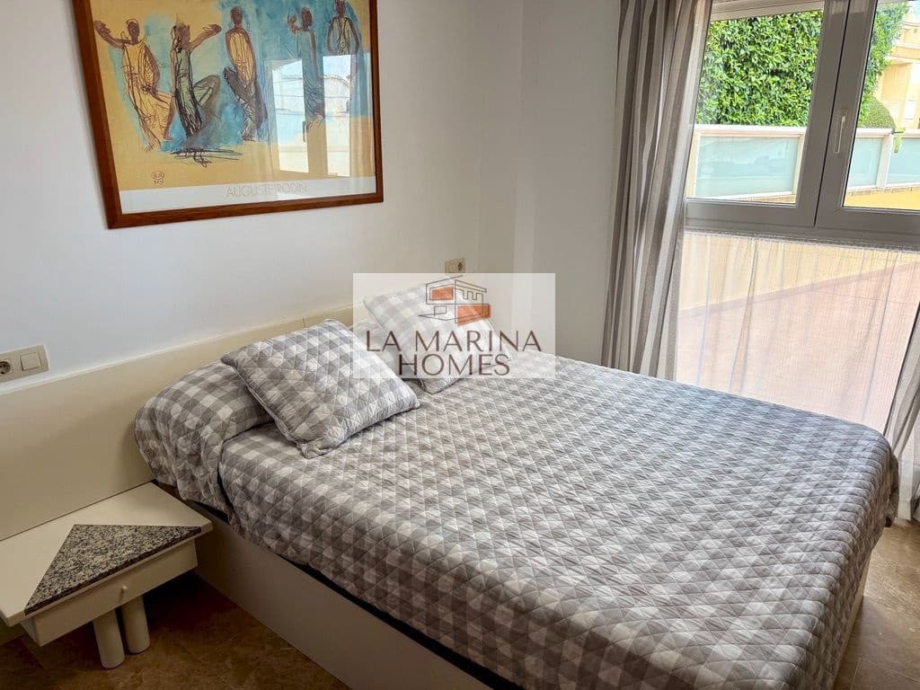 2 soveværelse Lejlighed til salg i Denia med swimmingpool garage - € 345.000 (Ref: 10133036)