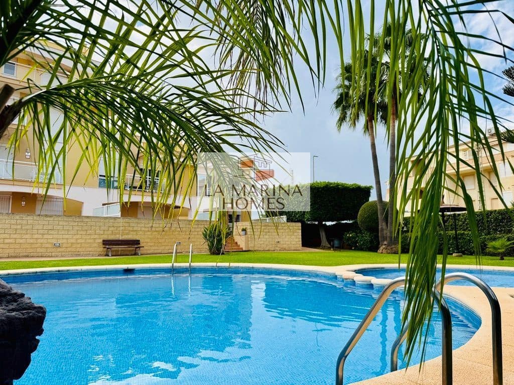 2 soveværelse Lejlighed til salg i Denia med swimmingpool garage - € 345.000 (Ref: 10133036)
