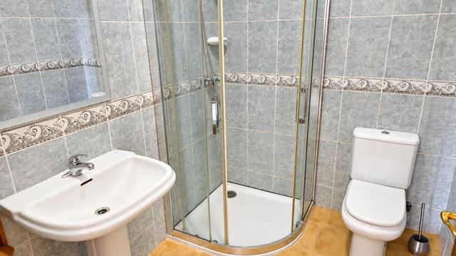 5 quarto Moradia para venda em Vall de Laguart com piscina garagem - 365 000 € (Ref: 10133037)