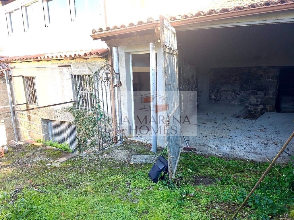 Finca/Casa Rural de 3 habitaciones en Ourense ciudad en venta con garaje - 68.000 € (Ref: 10174881)