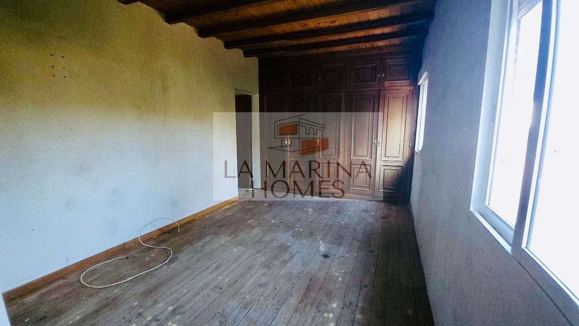 Finca/Casa Rural de 3 habitaciones en Ourense ciudad en venta con garaje - 68.000 € (Ref: 10174881)