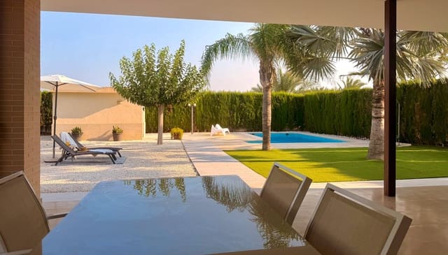6 quarto Moradia para venda em Valverde, Elche / Elx com piscina garagem - 828 000 € (Ref: 10082158)