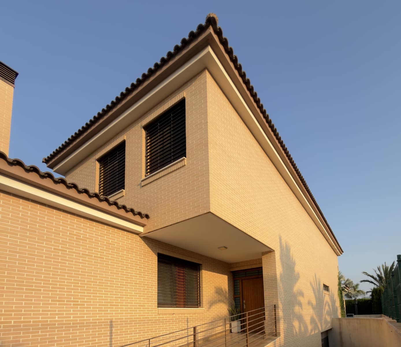 6 quarto Moradia para venda em Valverde com piscina garagem - 828 000 € (Ref: 10082158)