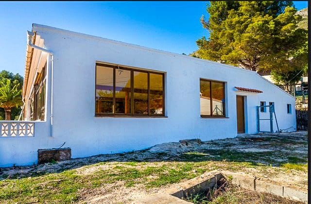 Local Comercial en Alcalalí / Alcanalí en venta con piscina - 860.000 € (Ref: 10082160)