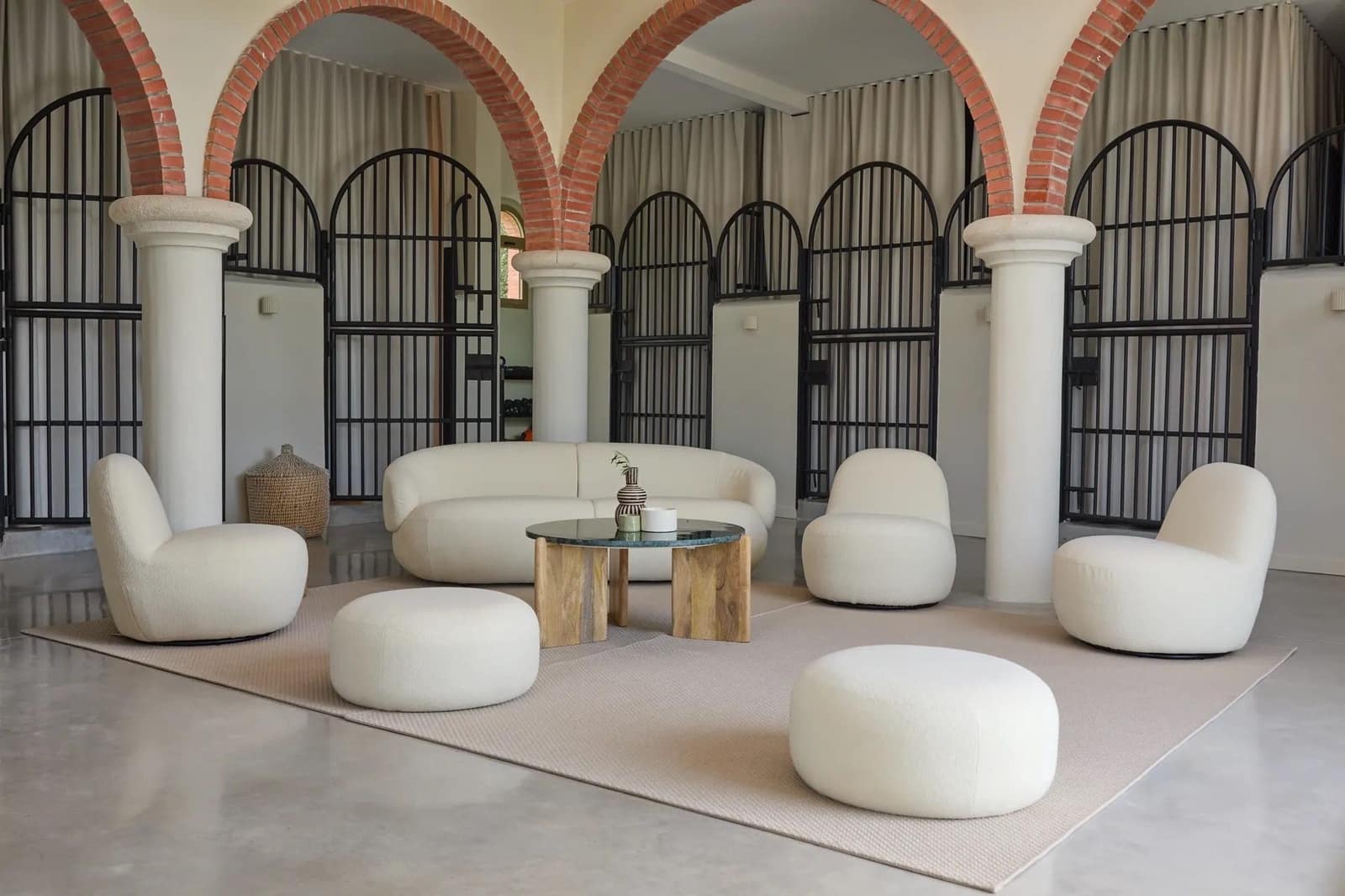 5 soveværelse Erhverv til salg i Valverde med swimmingpool garage - € 1.325.000 (Ref: 10144965)