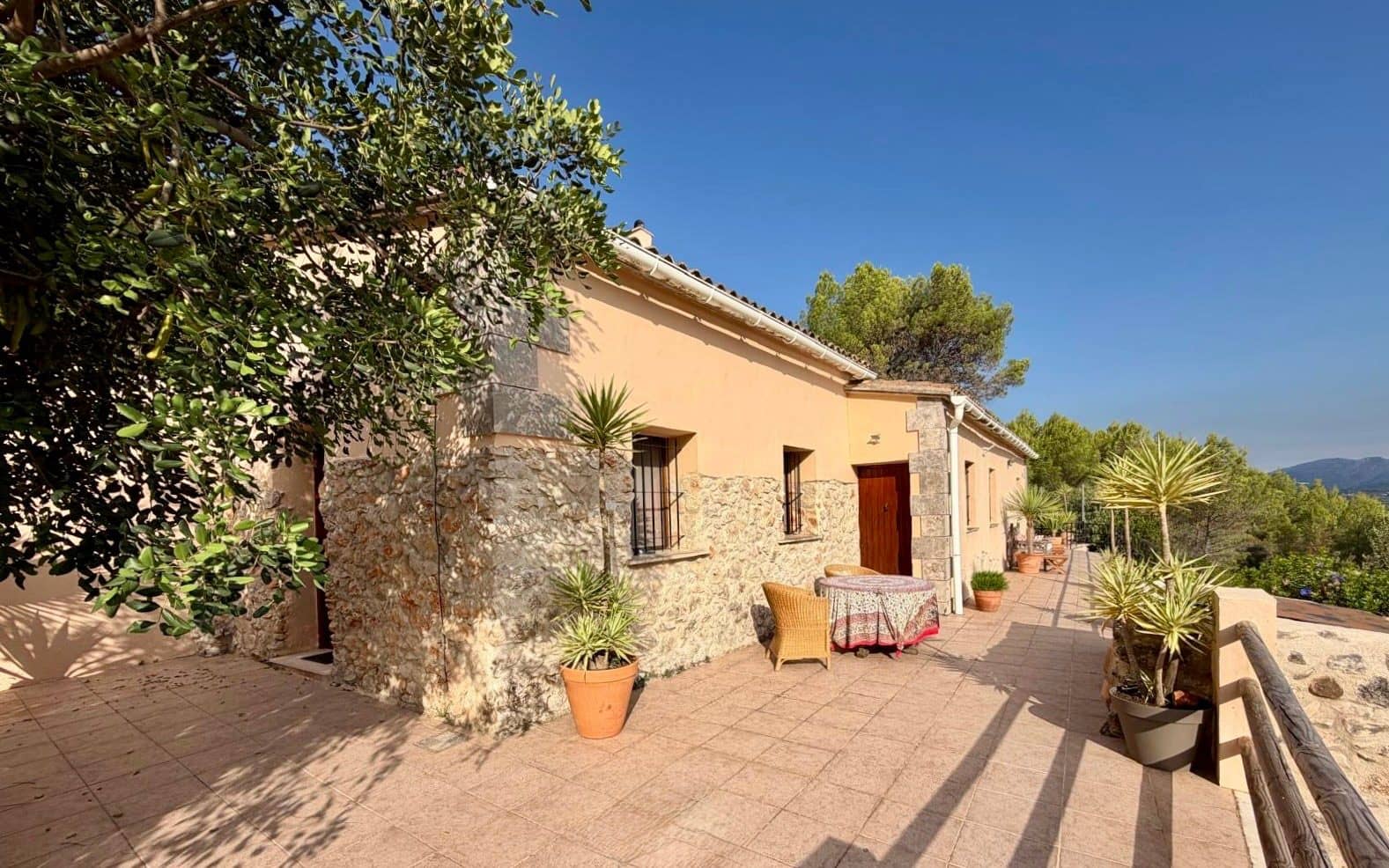 4 sypialnia Finka/Dom wiejski na sprzedaż w Jalon / Xalo z basenem - 560 000 € (Ref: 10153108)