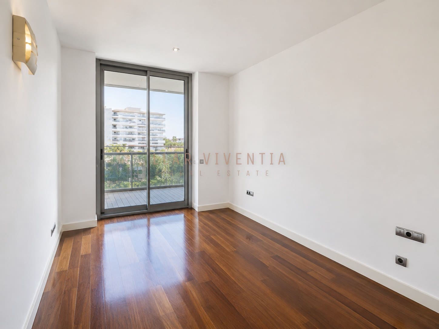 Apartamento de 4 habitaciones en Barcelona ciudad en venta con piscina garaje - 1.430.000 € (Ref: 10078970)
