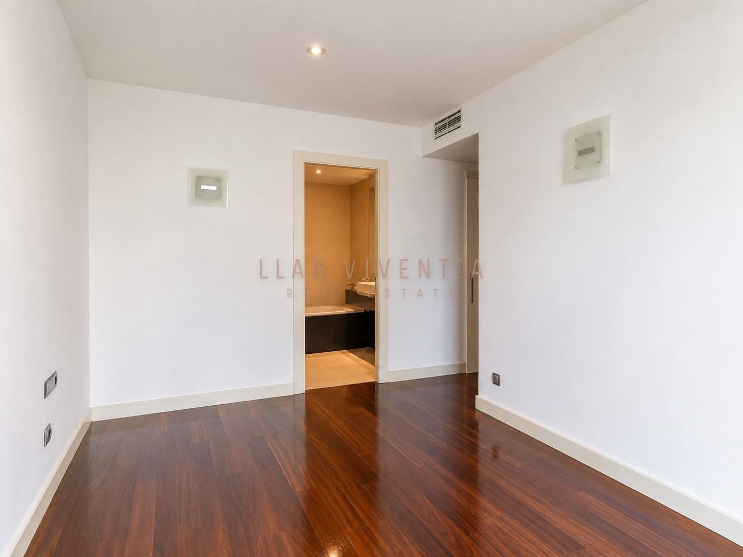 Apartamento de 4 habitaciones en Barcelona ciudad en venta con piscina garaje - 1.430.000 € (Ref: 10078970)