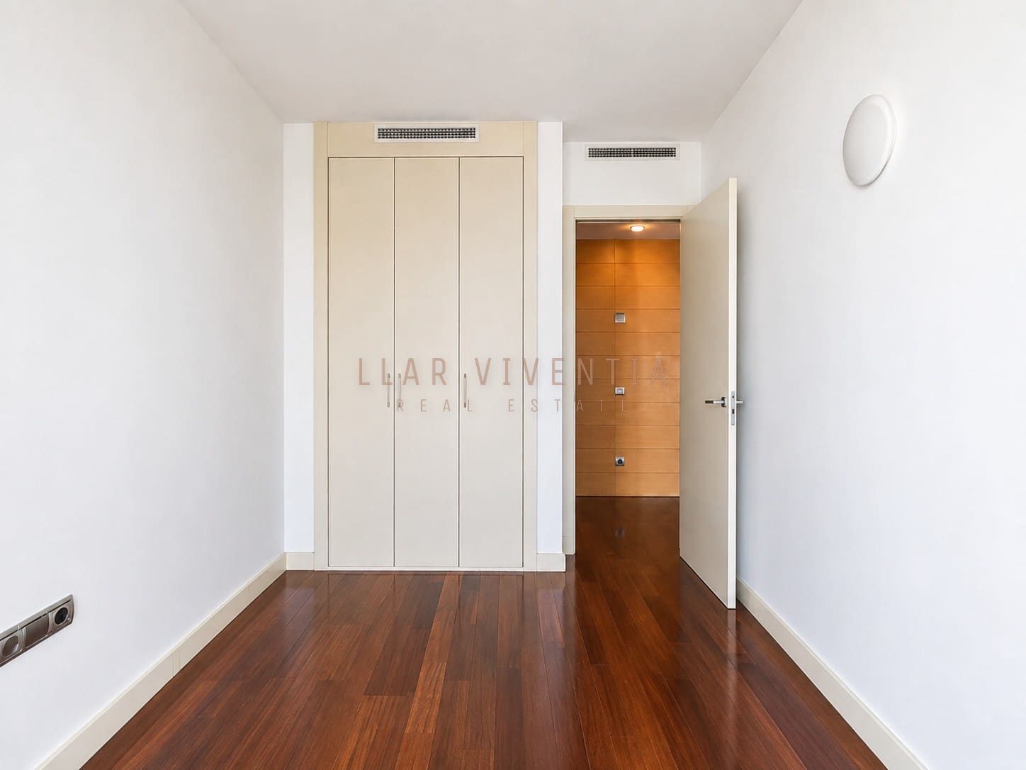 Apartamento de 4 habitaciones en Barcelona ciudad en venta con piscina garaje - 1.430.000 € (Ref: 10078970)