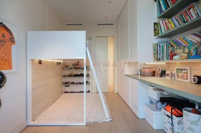 2 sypialnia Apartament na sprzedaż w Diagonal Mar i El Front Marítim del Poblenou, Miasto Barcelona z basenem garażem - 995 000 € (Ref: 10078972)