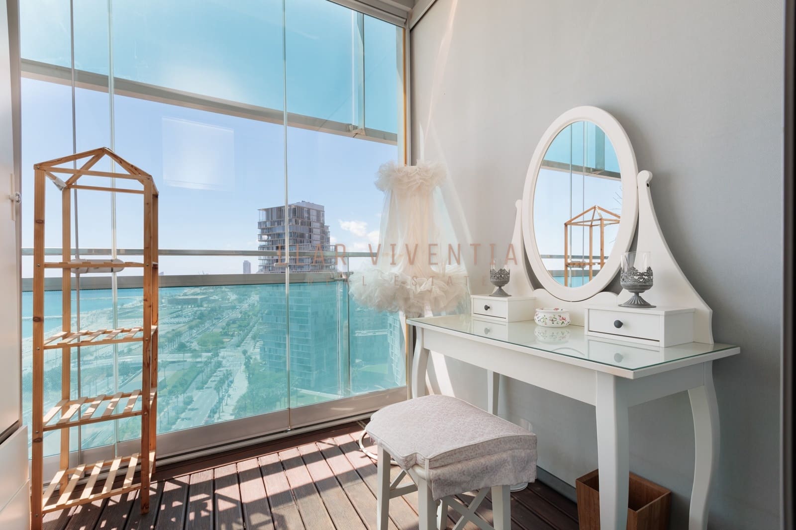 3 soverom Leilighet til leie i Barcelona by med svømmebasseng - € 6 000 (Ref: 10078974)