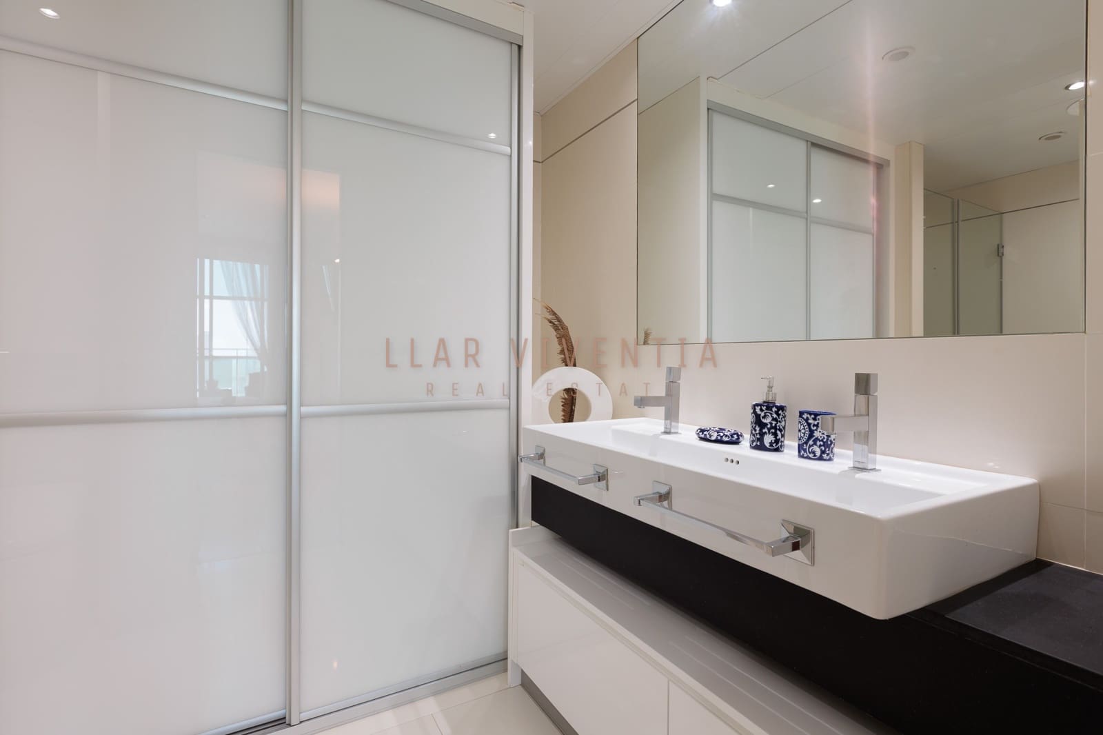 3 soverom Leilighet til leie i Barcelona by med svømmebasseng - € 6 000 (Ref: 10078974)