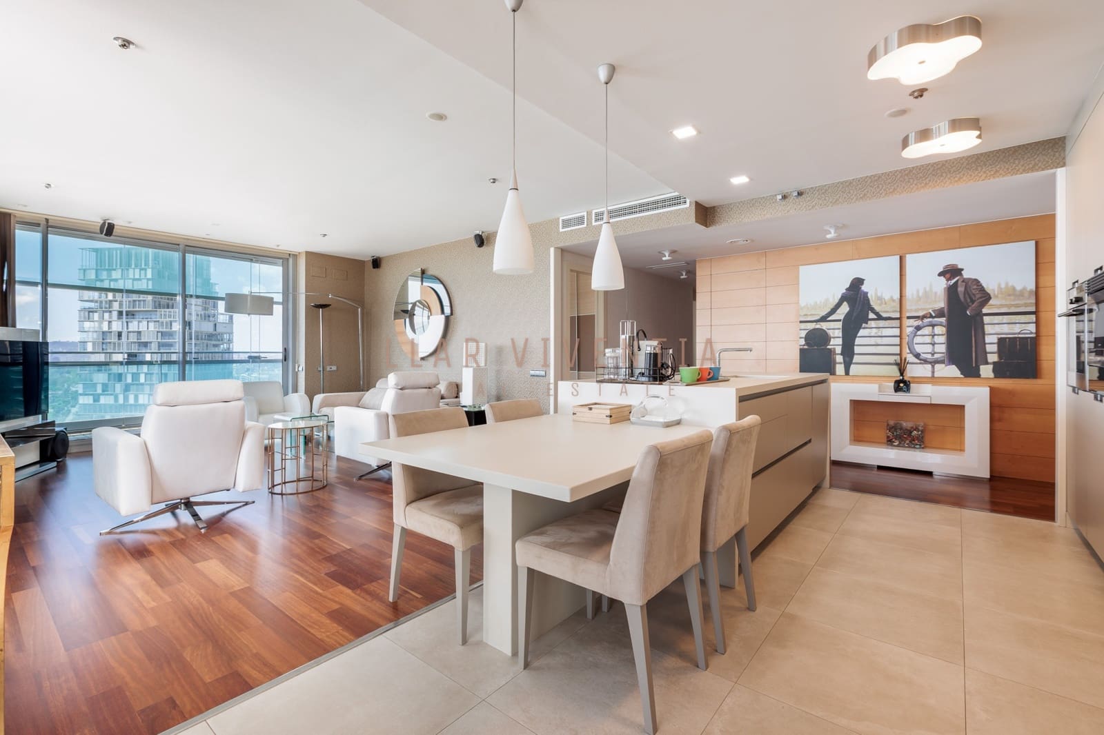 3 soverom Leilighet til leie i Barcelona by med svømmebasseng - € 6 000 (Ref: 10078974)