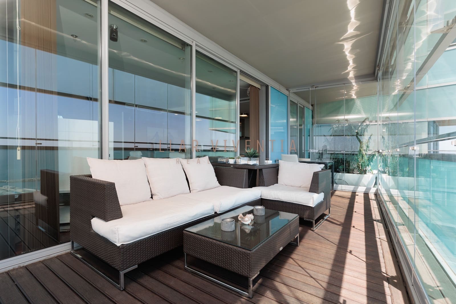 3 soverom Leilighet til leie i Barcelona by med svømmebasseng - € 6 000 (Ref: 10078974)