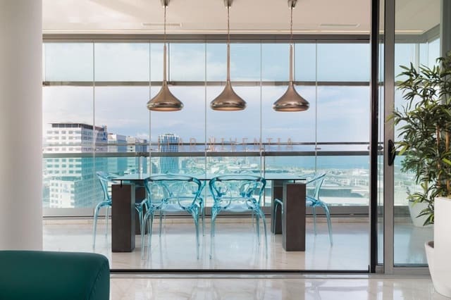 4 soverom Leilighet til leie i Diagonal Mar i El Front Marítim del Poblenou, Barcelona by - € 6 000 (Ref: 10078975)