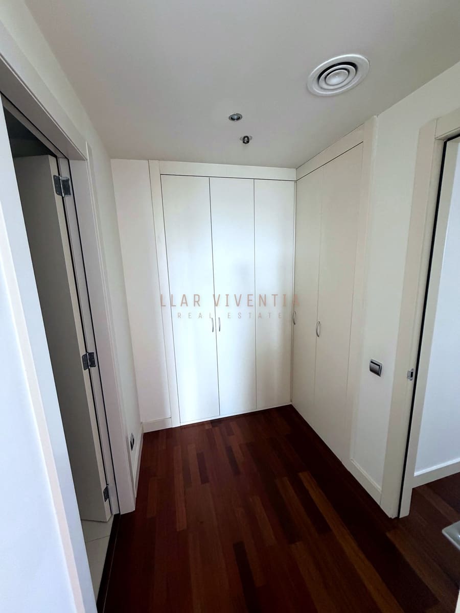 3 quarto Penthouse para arrendar em Barcelona cidade com piscina - 10 000 € (Ref: 10078978)
