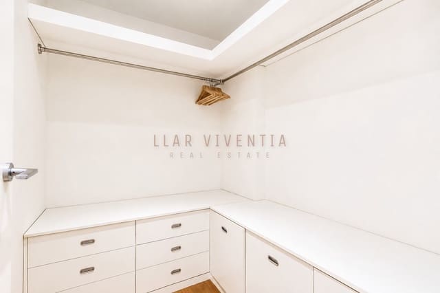2 slaapkamer Appartement te huur in Diagonal Mar i El Front Marítim del Poblenou, Barcelona stad - € 4.000 (Ref: 10078979)