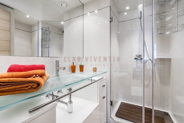 2 slaapkamer Appartement te huur in Diagonal Mar i El Front Marítim del Poblenou, Barcelona stad - € 4.000 (Ref: 10078979)