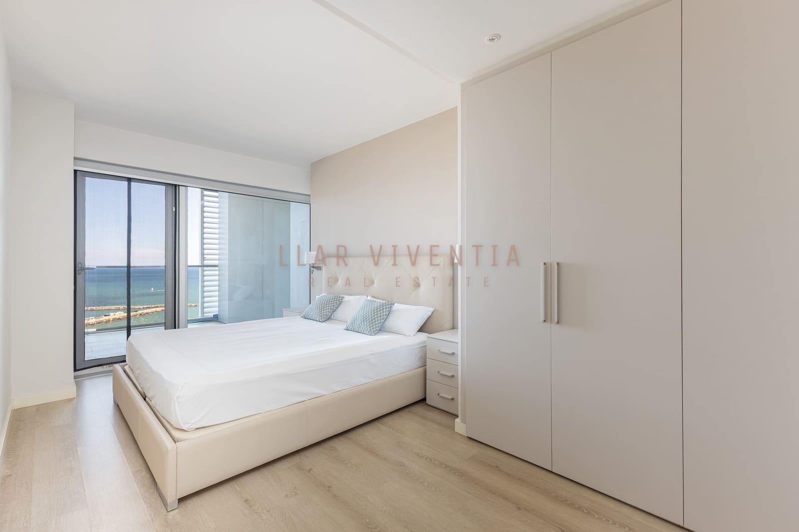 3 bedroom Apartment for rent in Barcelona city with pool - € 5,000 (Ref: 10078982)