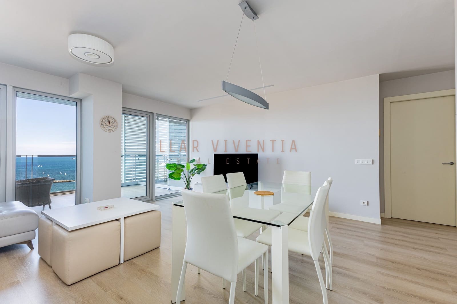 3 bedroom Apartment for rent in Barcelona city with pool - € 5,000 (Ref: 10078982)