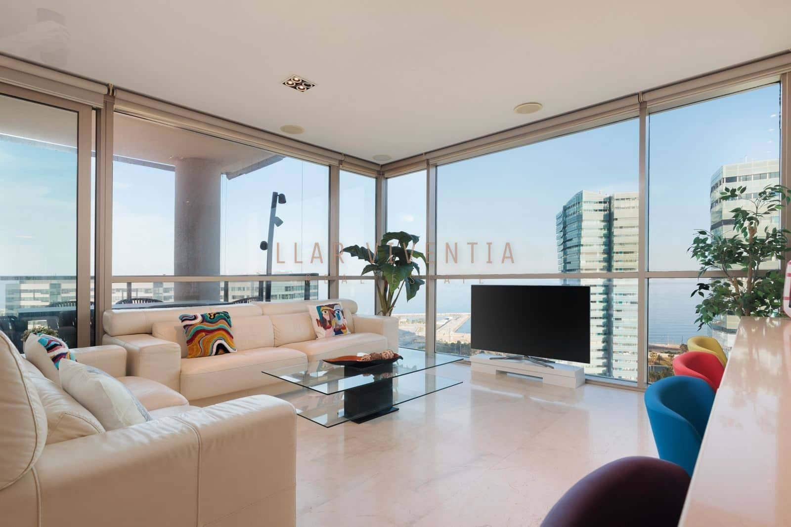 3 soverom Leilighet til leie i Barcelona by med svømmebasseng - € 5 500 (Ref: 10078984)
