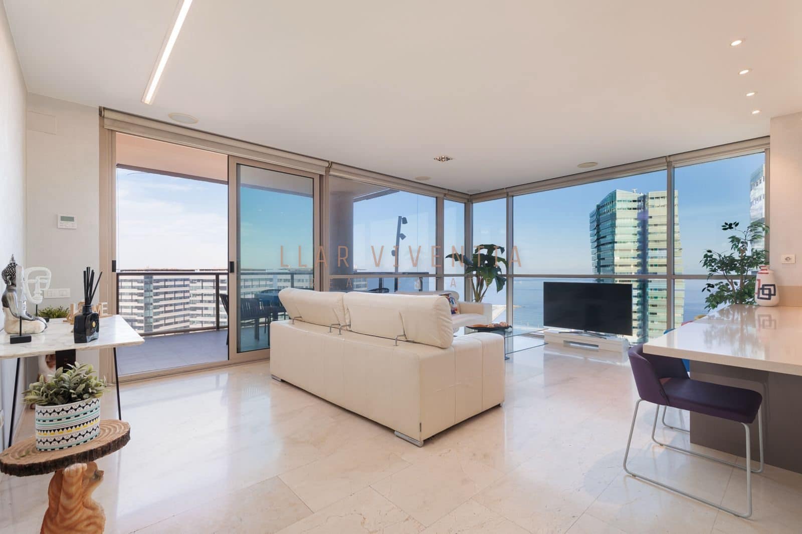 3 soverom Leilighet til leie i Barcelona by med svømmebasseng - € 5 500 (Ref: 10078984)