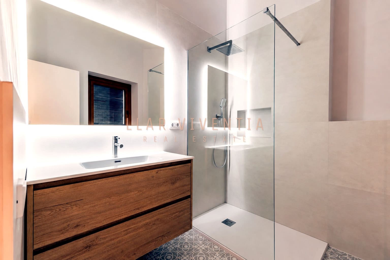 Apartamento de 3 habitaciones en Barcelona ciudad en venta - 625.000 € (Ref: 10120306)