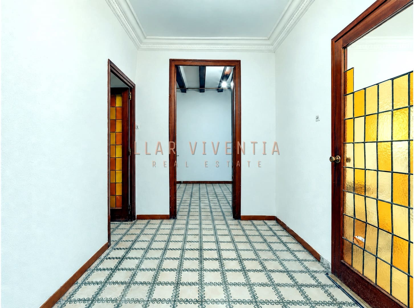 4 bedroom Apartment for sale in Barcelona city - € 600,000 (Ref: 10125018)