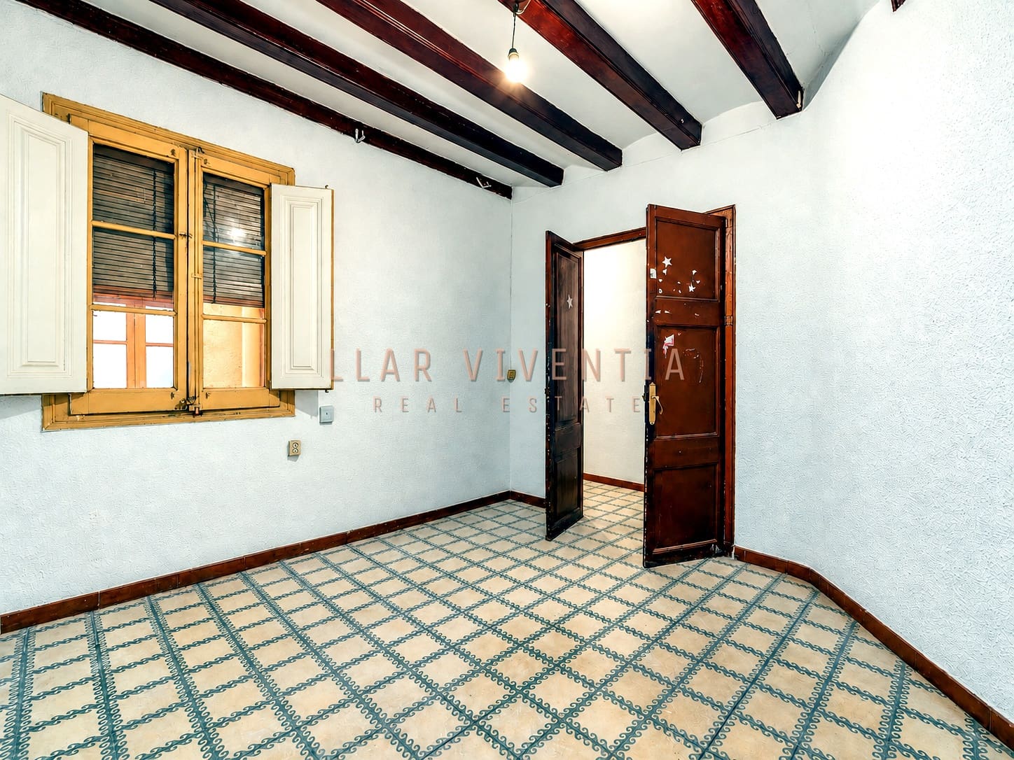 4 bedroom Apartment for sale in Barcelona city - € 600,000 (Ref: 10125018)