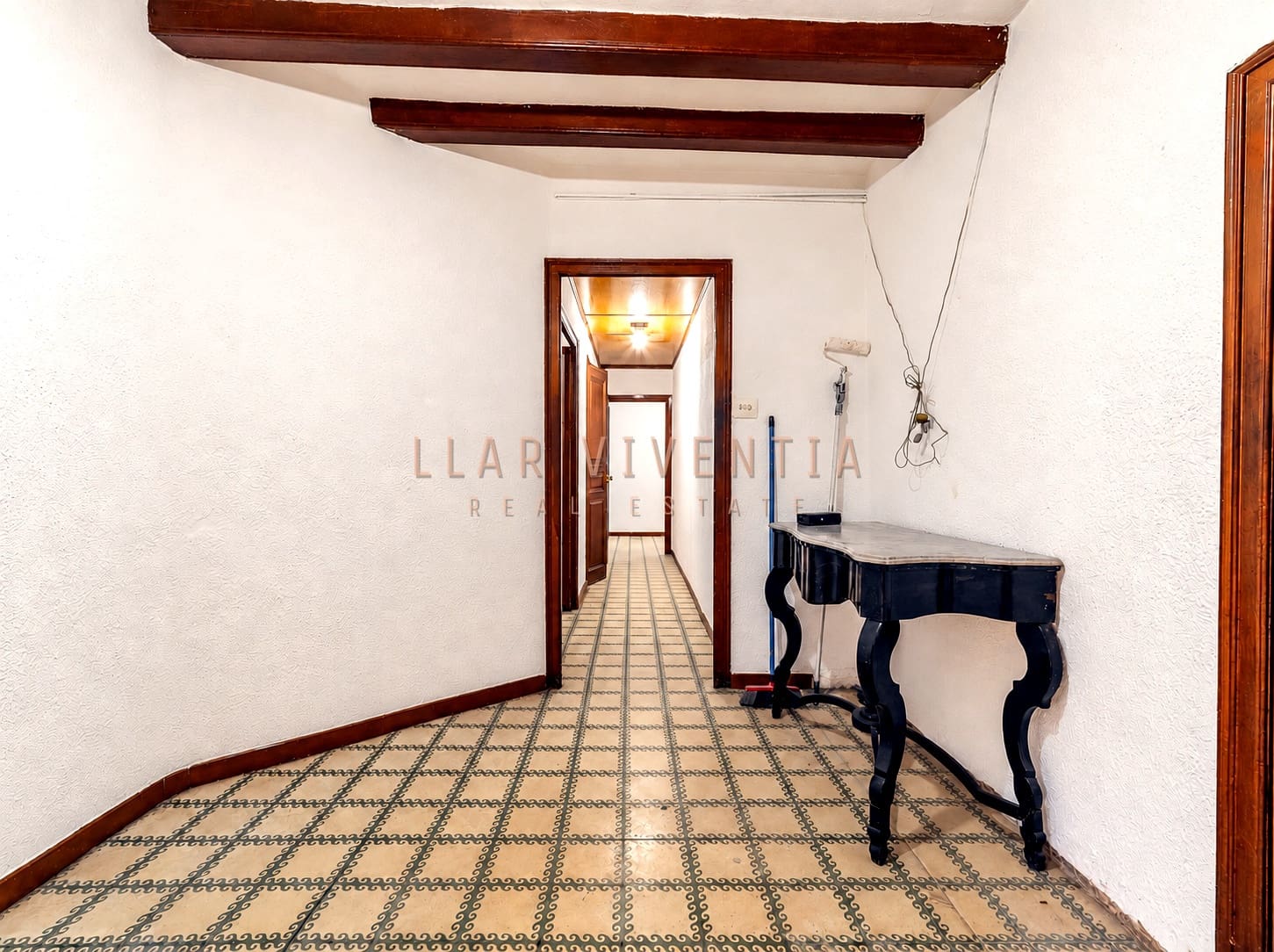 4 bedroom Apartment for sale in Barcelona city - € 600,000 (Ref: 10125018)