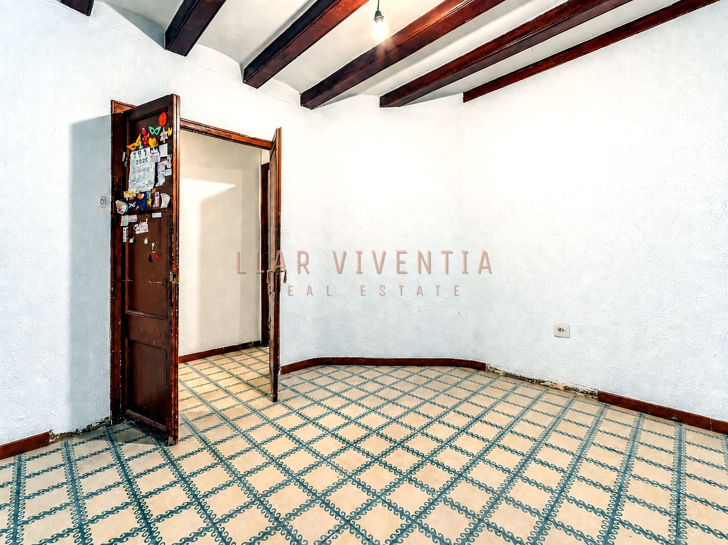 4 bedroom Apartment for sale in Barcelona city - € 600,000 (Ref: 10125018)