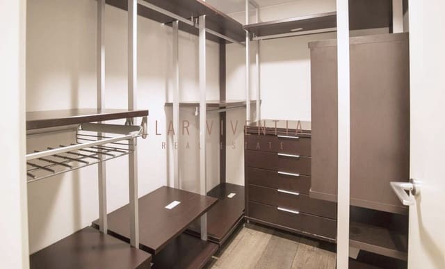 3 sypialnia Apartament na sprzedaż w Diagonal Mar i El Front Marítim del Poblenou, Miasto Barcelona z basenem garażem - 1 600 000 € (Ref: 10184188)