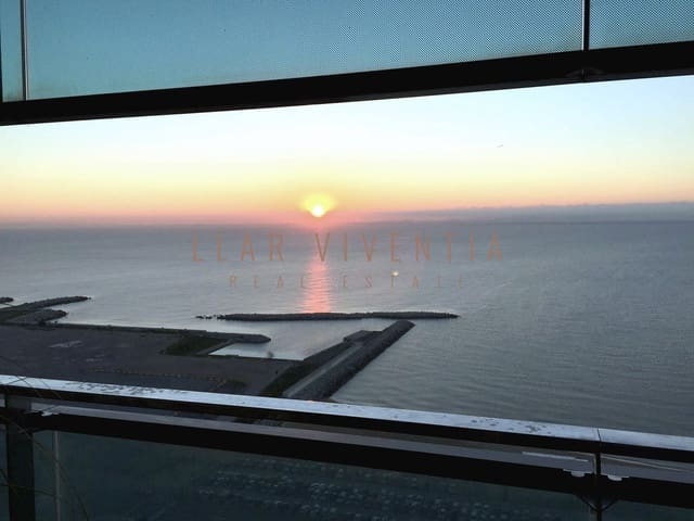 3 sypialnia Apartament na sprzedaż w Diagonal Mar i El Front Marítim del Poblenou, Miasto Barcelona z basenem garażem - 1 600 000 € (Ref: 10184188)