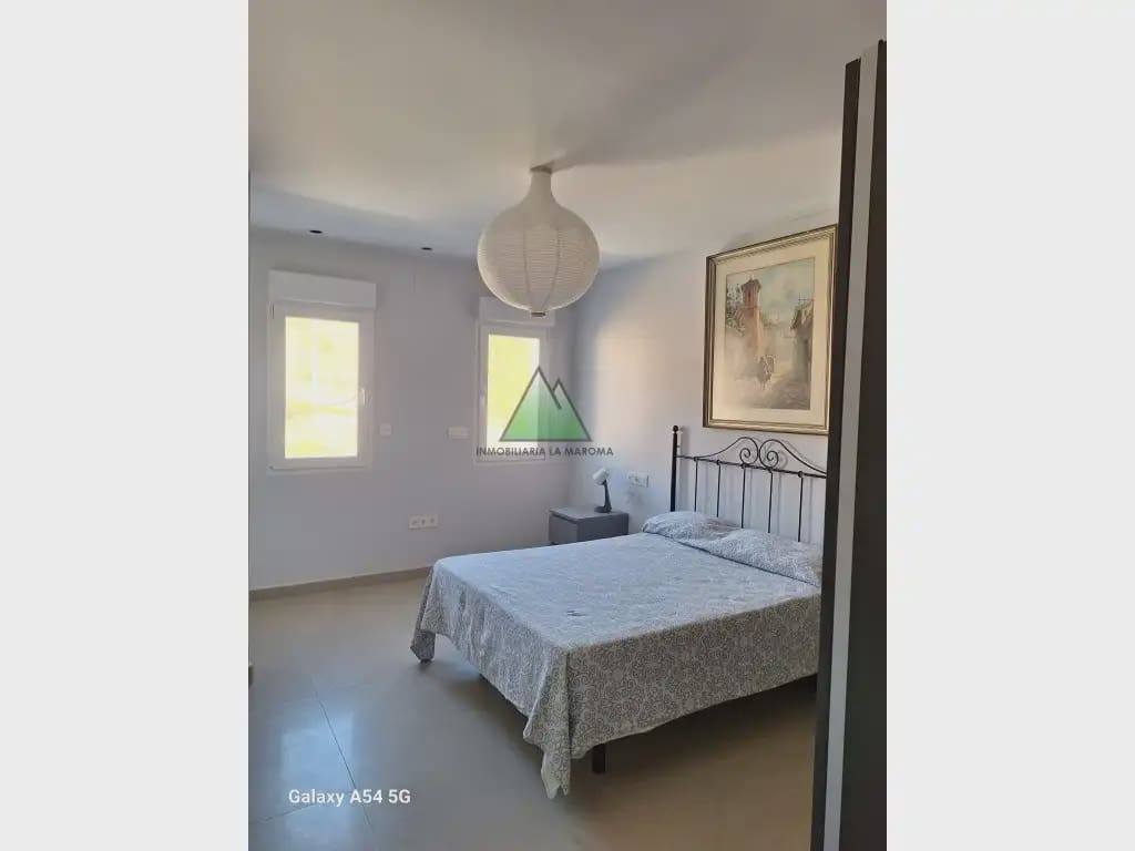2 bedroom Penthouse for sale in Alhama de Granada with garage - € 193,000 (Ref: 10078828)