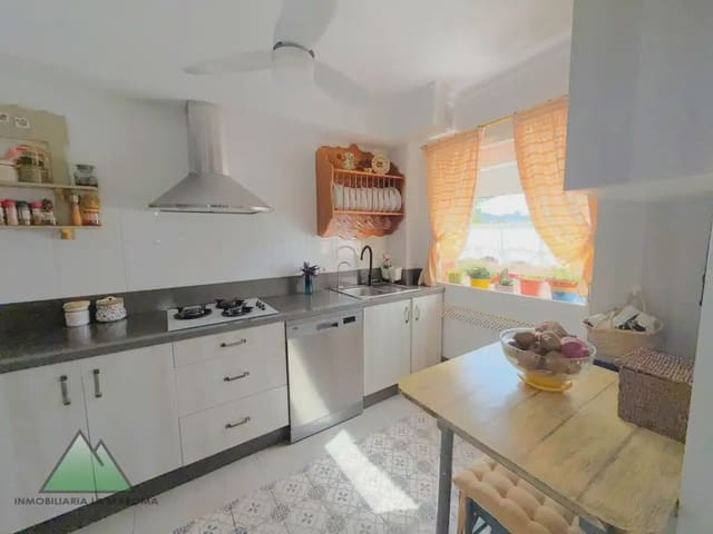 3 soverom Leilighet til salgs i Vélez-Málaga med svømmebasseng garasje - € 309 900 (Ref: 10078829)