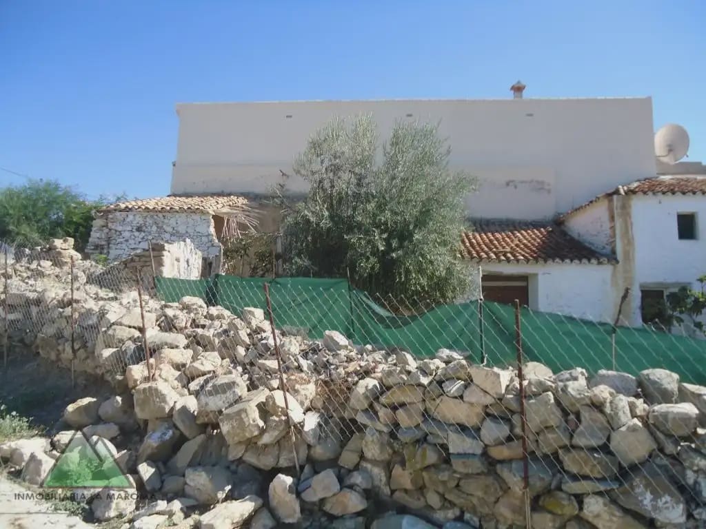 Rudere in vendita in Periana - 70.000 € (Rif: 10078833)