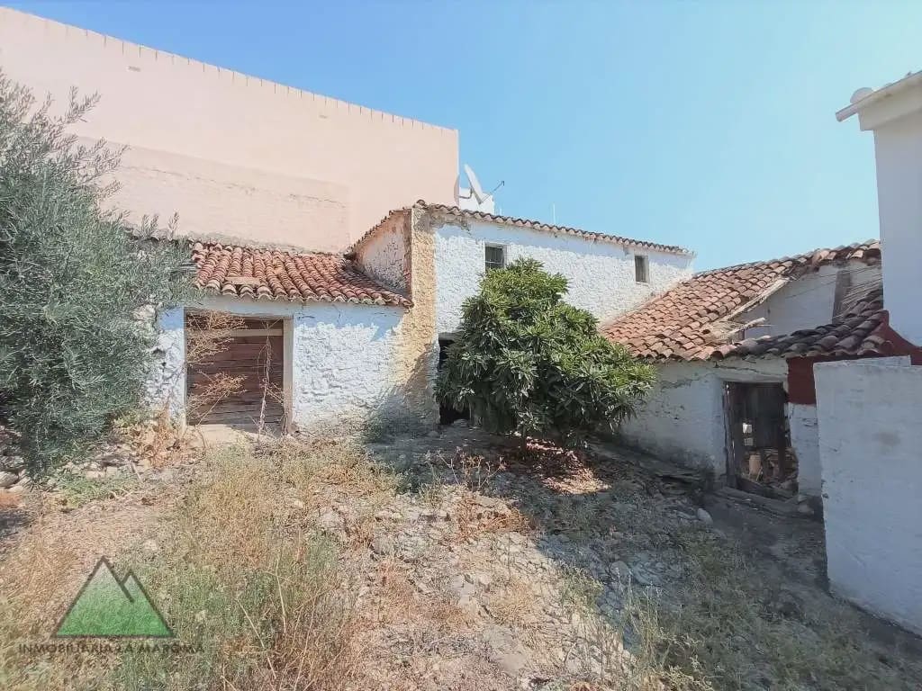 Rudere in vendita in Periana - 70.000 € (Rif: 10078833)