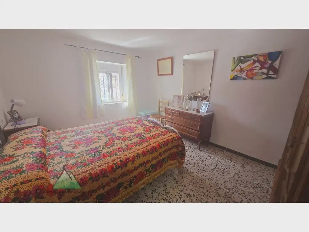 4 chambre Finca/Maison de Campagne à vendre à Alcaucin avec garage - 365 000 € (Ref: 10078839)
