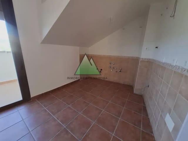 Piso de 1 habitación en Alcaucín en venta con piscina garaje - 104.125 € (Ref: 10078840)