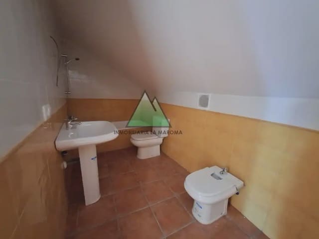 Piso de 1 habitación en Alcaucín en venta con piscina garaje - 104.125 € (Ref: 10078840)