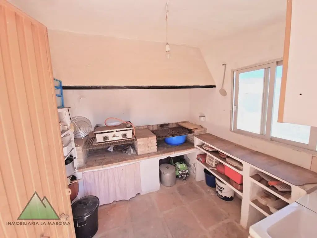 Chalet de 3 habitaciones en Alcaucín en venta con piscina garaje - 250.000 € (Ref: 10078847)