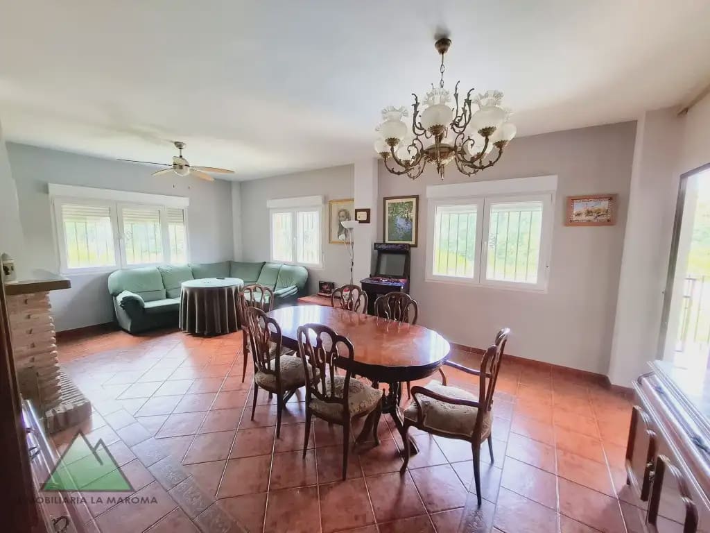 4 camera da letto Villa in vendita in Loja con garage - 329.280 € (Rif: 10078852)