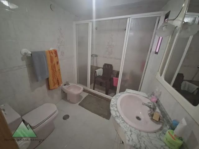 4 bedroom Townhouse for sale in Alcaucín with garage - € 195,000 (Ref: 10078855)