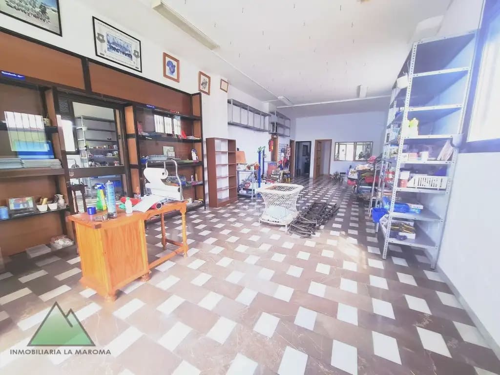 Byhus til salg i Villanueva de Tapia - € 195.000 (Ref: 10078860)