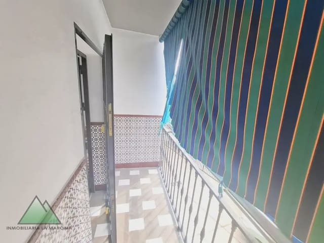 Casa en Villanueva de Tapia en venta - 195.000 € (Ref: 10078860)
