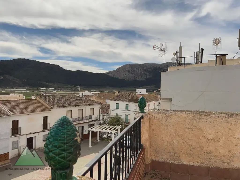 Casa de 5 habitaciones en Zafarraya en venta - 157.000 € (Ref: 10078861)