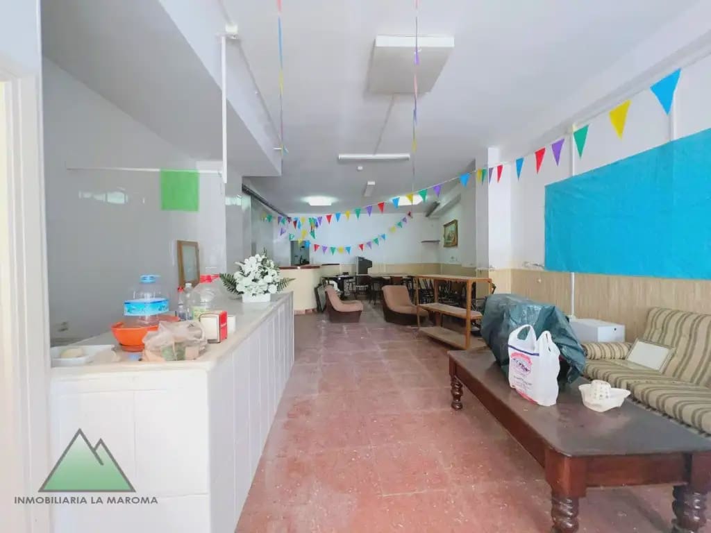 Casa de 5 habitaciones en Zafarraya en venta - 157.000 € (Ref: 10078861)