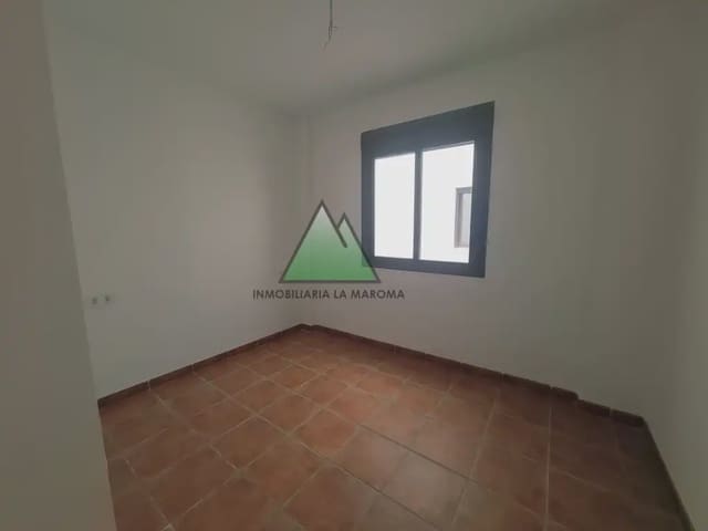 Apartamento de 1 habitación en Alcaucín en venta con piscina garaje - 105.000 € (Ref: 10078864)