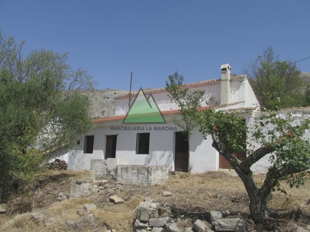 3 bedroom Finca/Country House for sale in Periana - € 65,000 (Ref: 10078867)