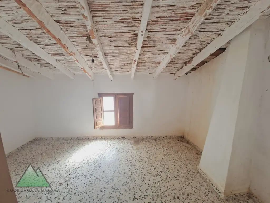 3 bedroom Townhouse for sale in Vinuela - € 76,000 (Ref: 10078871)